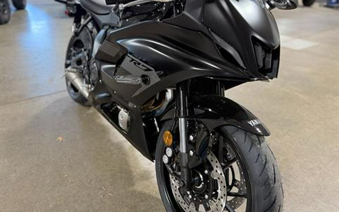 2025 Yamaha YZF-R7