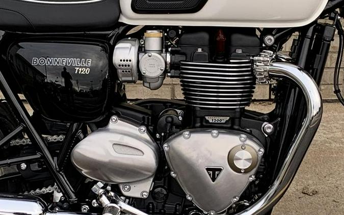 2024 Triumph Bonneville T120 DGR Limited Edition Crystal White/Phantom Black