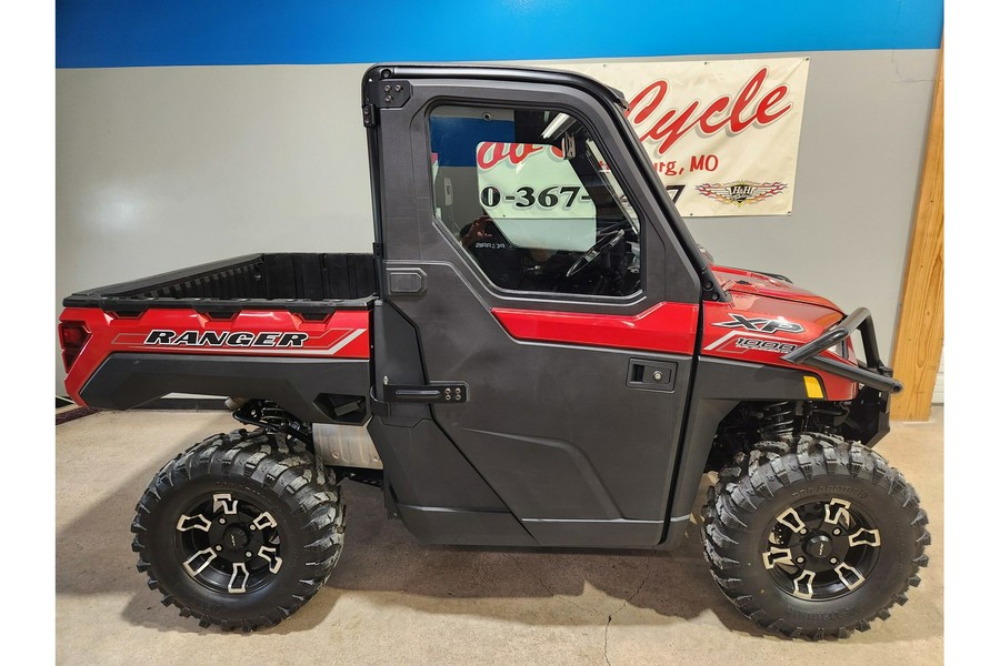 2022 Polaris Industries Ranger XP 1000 Premium, Cab, Heat