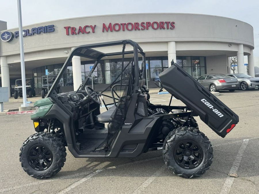 2026 Can-Am® Defender DPS HD7 Compass Green