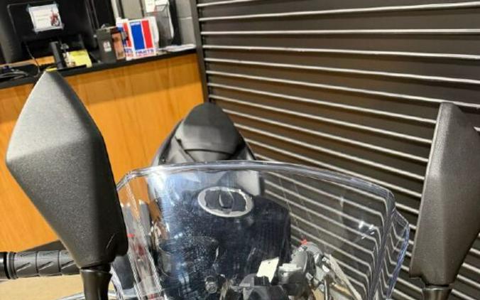 2025 Kawasaki Ninja® 500 KRT Edition SE ABS