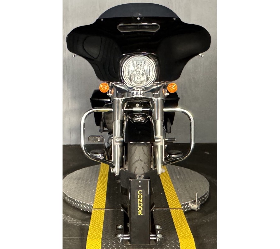 2019 Harley-Davidson® Street Glide® FLHX BLACK