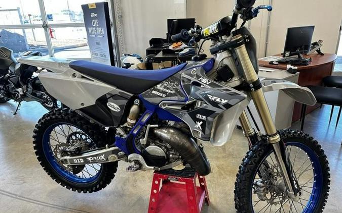 2020 Yamaha YZ125 Buyer's Guide: Specs, Photos, Price