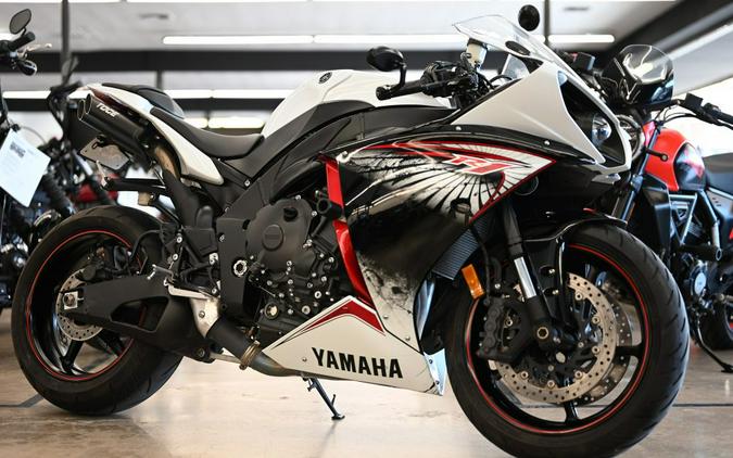 2012 Yamaha R1