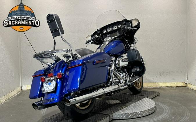 Harley-Davidson Street Glide Special 2017 FLHXS 655214T 696 SUPERIOR BLUE