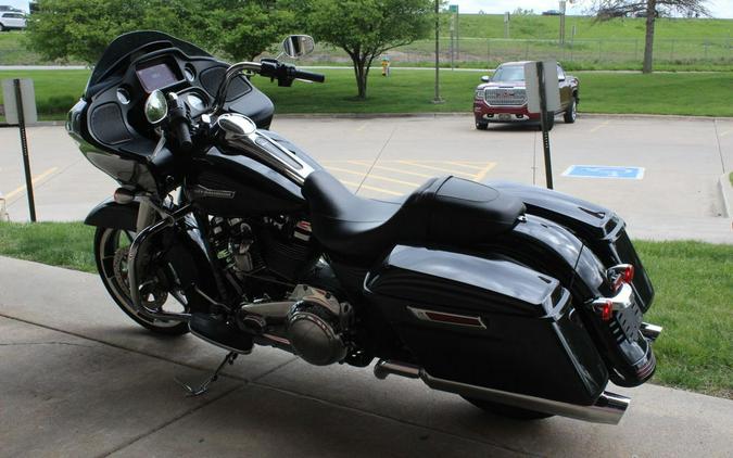 2021 Harley-Davidson® FLTRX - Road Glide®