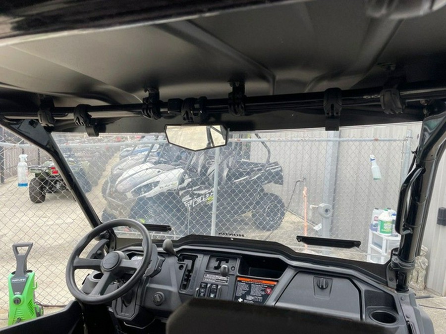 2023 Honda Pioneer 1000-6 Deluxe Crew