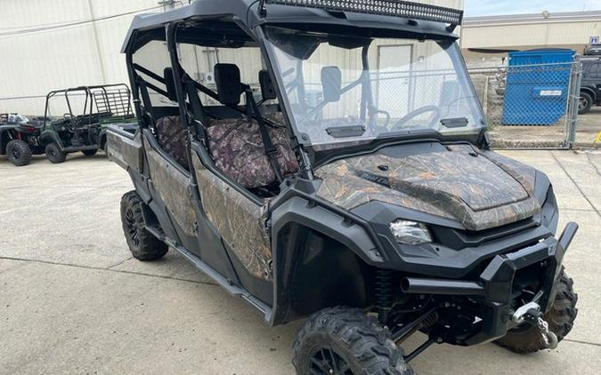 2023 Honda Pioneer 1000-6 Deluxe Crew