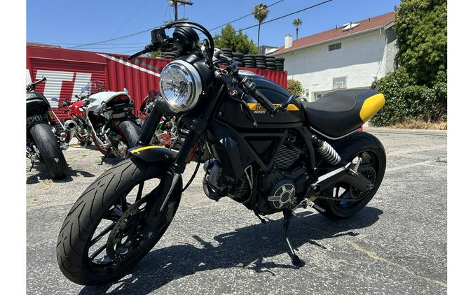 2015 Ducati Scrambler Full Throttle