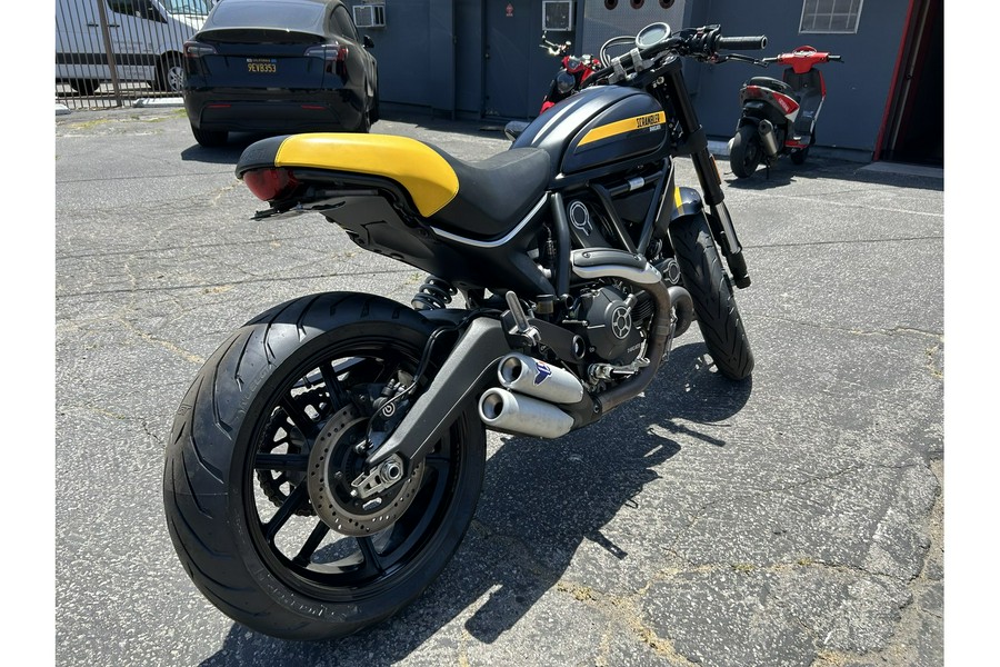 2015 Ducati Scrambler Full Throttle