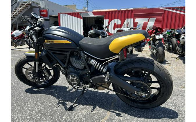 2015 Ducati Scrambler Full Throttle