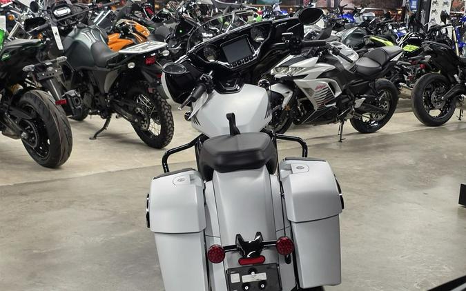2025 Indian Motorcycle® Chieftain® PowerPlus Dark Horse® with PowerBand Audio Package