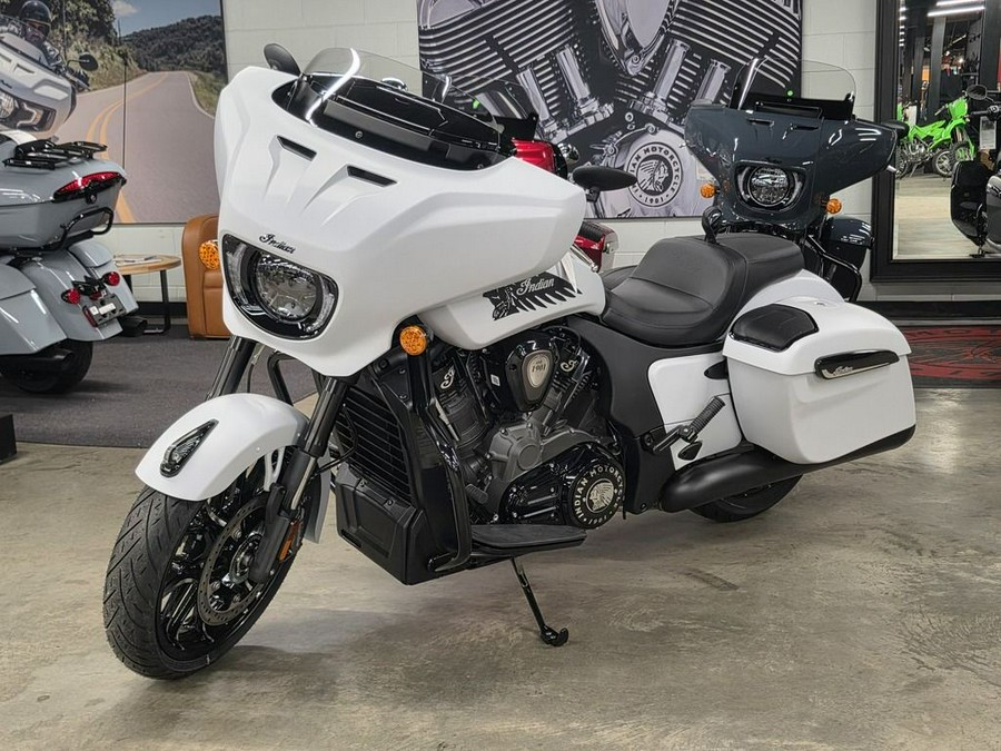2025 Indian Motorcycle® Chieftain® PowerPlus Dark Horse® with PowerBand Audio Package