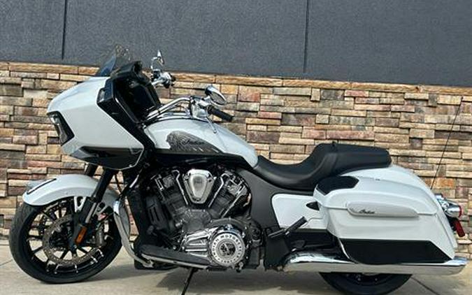 2024 Indian Motorcycle Challenger® Limited with PowerBand Audio Package