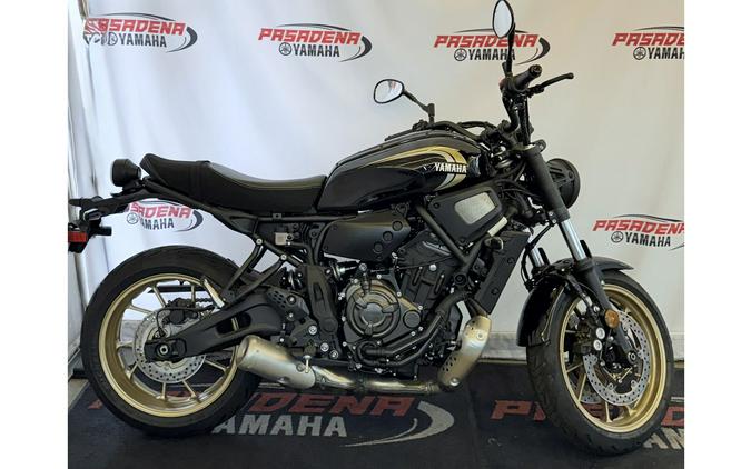2025 XSR 700 - Yamaha