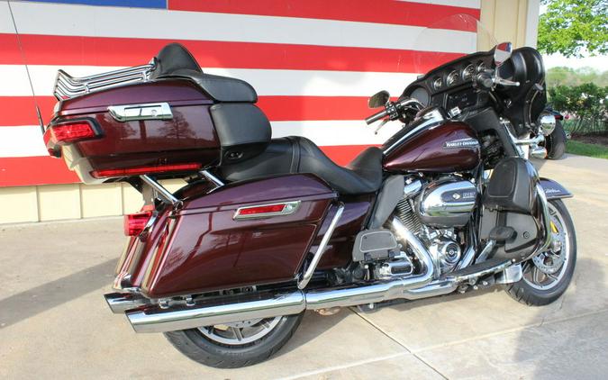 2019 Harley-Davidson® FLHTCU - Electra Glide® Ultra Classic®