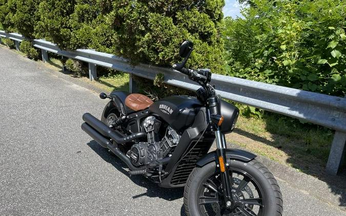 2018 Indian Motorcycle® Scout® Bobber ABS Thunder Black Smoke