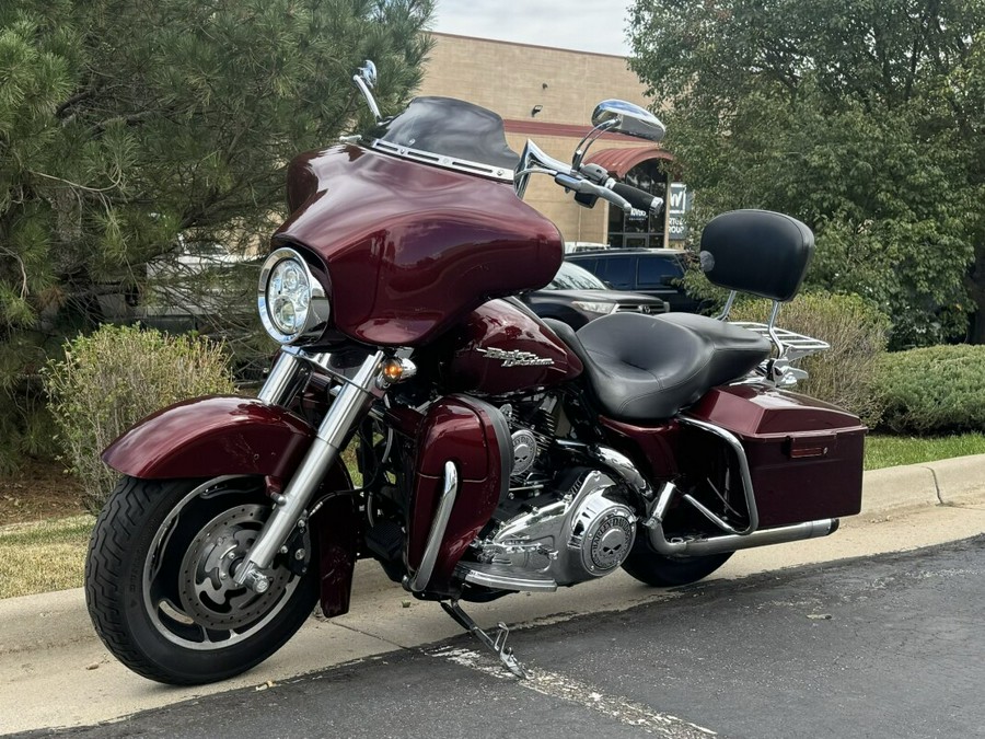 2008 Harley-Davidson Street Glide® Crimson Red Sunglo