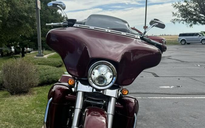 2008 Harley-Davidson Street Glide® Crimson Red Sunglo