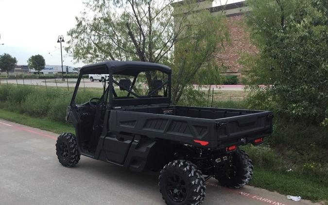 2026 Can-Am® Defender PRO XT HD10