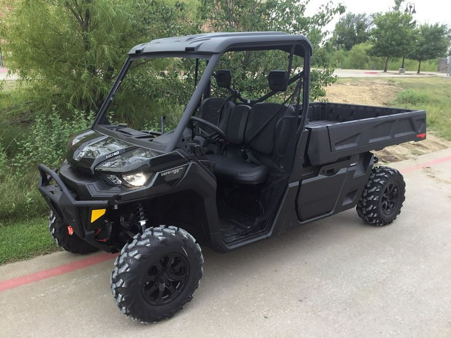 2026 Can-Am® Defender PRO XT HD10