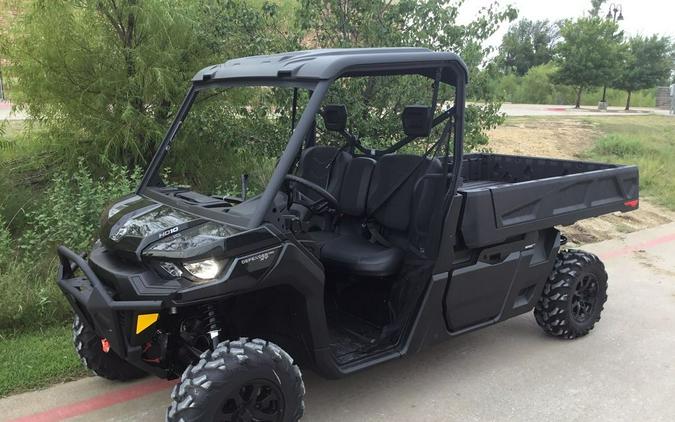 2026 Can-Am® Defender PRO XT HD10