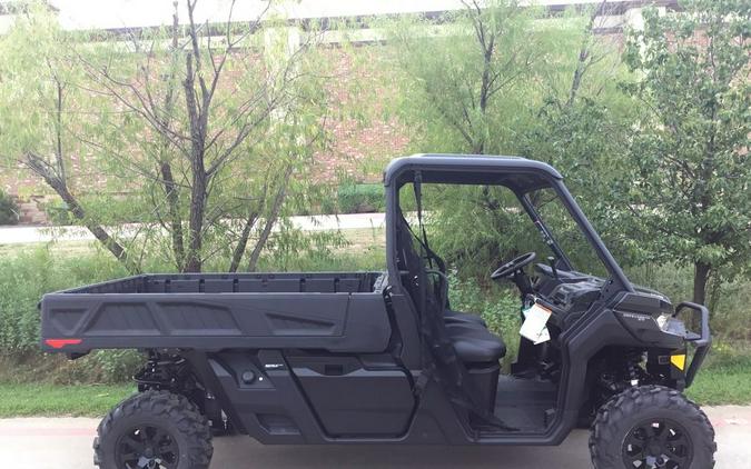 2026 Can-Am® Defender PRO XT HD10