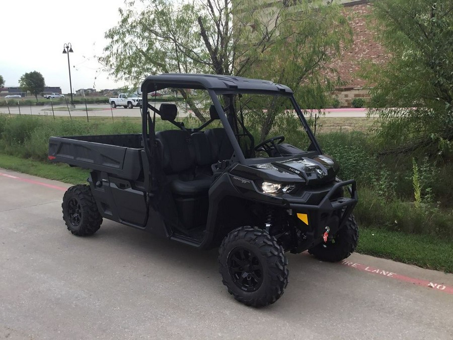 2026 Can-Am® Defender PRO XT HD10