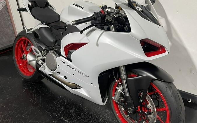 2023 Ducati Panigale V2 White Rosso Livery