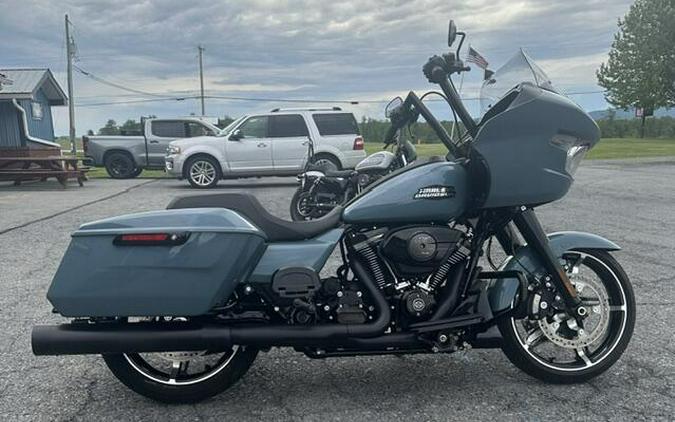 2024 Harley-Davidson® Road Glide® Sharkskin Blue - Black Finish