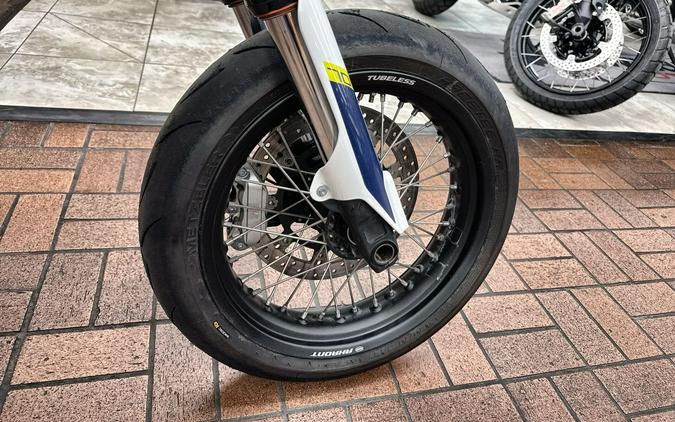 2019 HUSQVARNA 701 SUPERMOTO