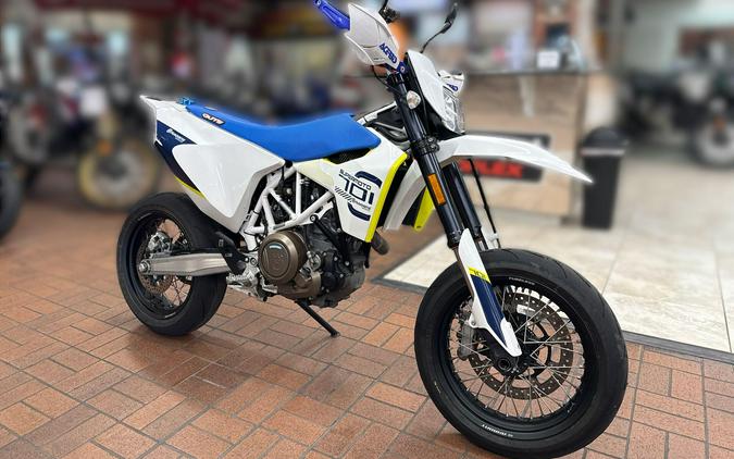 2019 HUSQVARNA 701 SUPERMOTO