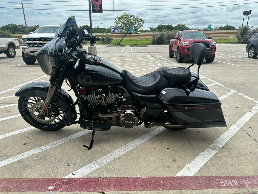 2022 Harley-Davidson CVO™ Street Glide®