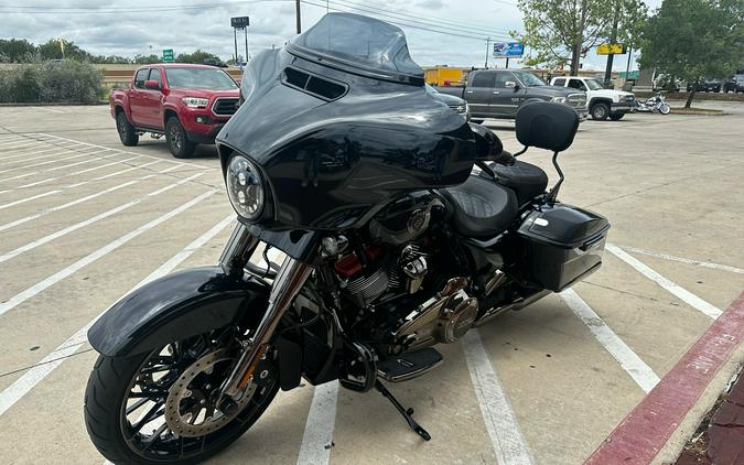 2022 Harley-Davidson CVO™ Street Glide®