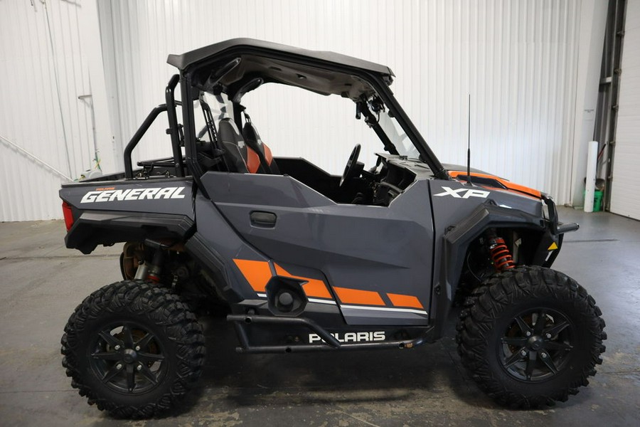 2020 Polaris® GENERAL® XP 1000 Deluxe