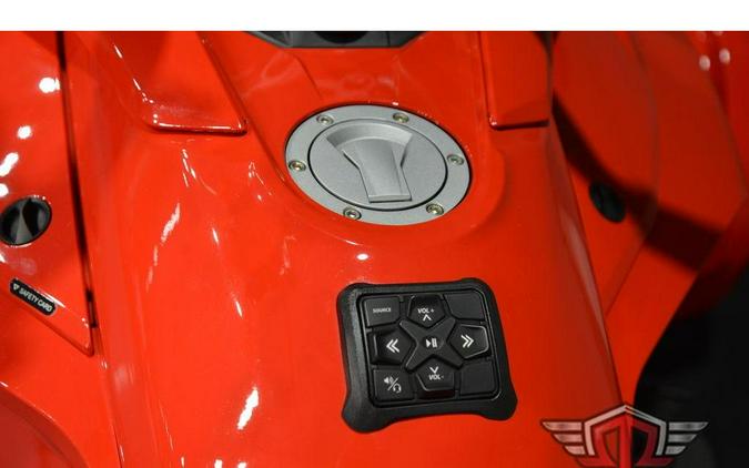 2022 Can-Am Spyder F3 Limited Chrome Wheels