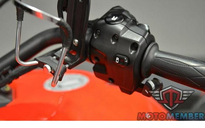 2022 Can-Am Spyder F3 Limited Chrome Wheels