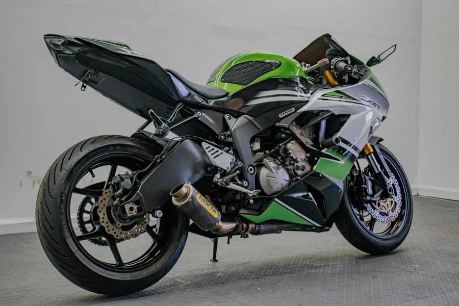 2014 Kawasaki Ninja® ZX™-6R ABS