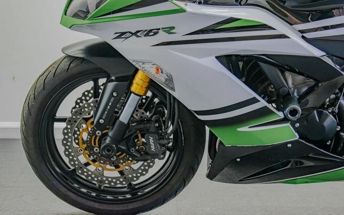 2014 Kawasaki Ninja® ZX™-6R ABS