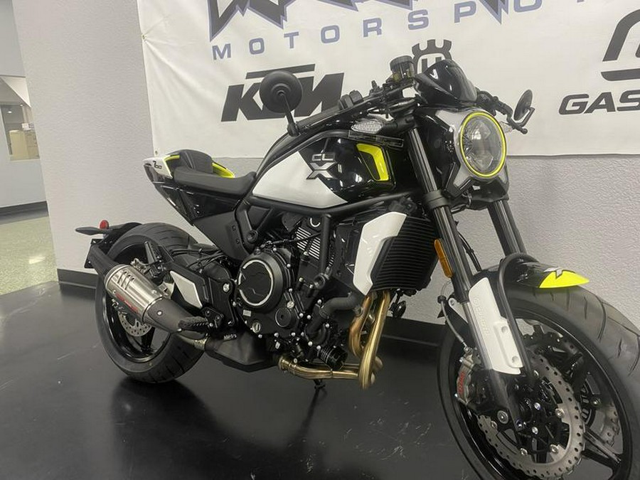 2024 CFMoto 700CL-X Sport