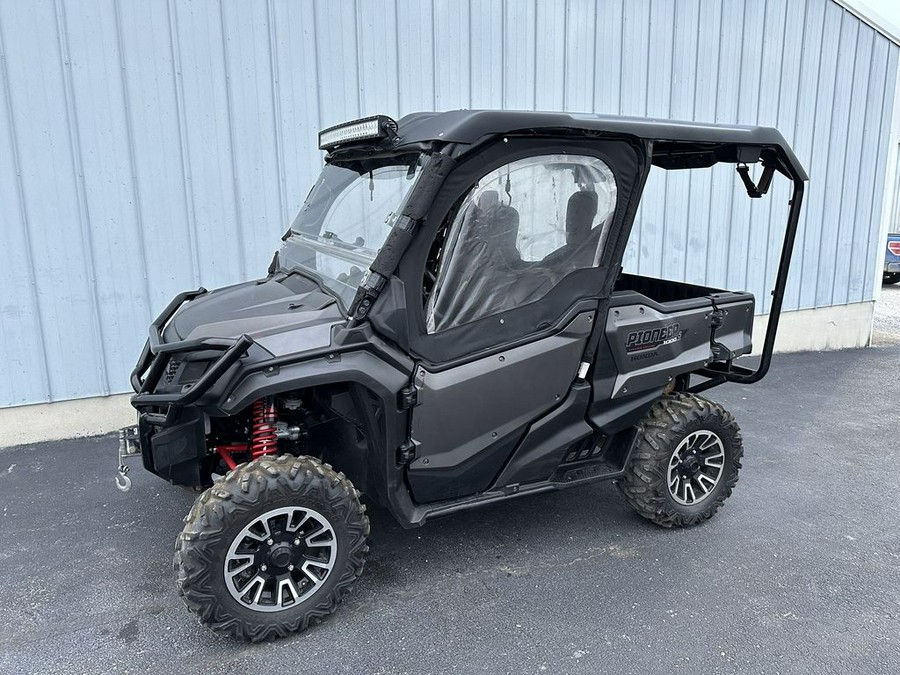 2017 Honda Pioneer 1000-5 LE