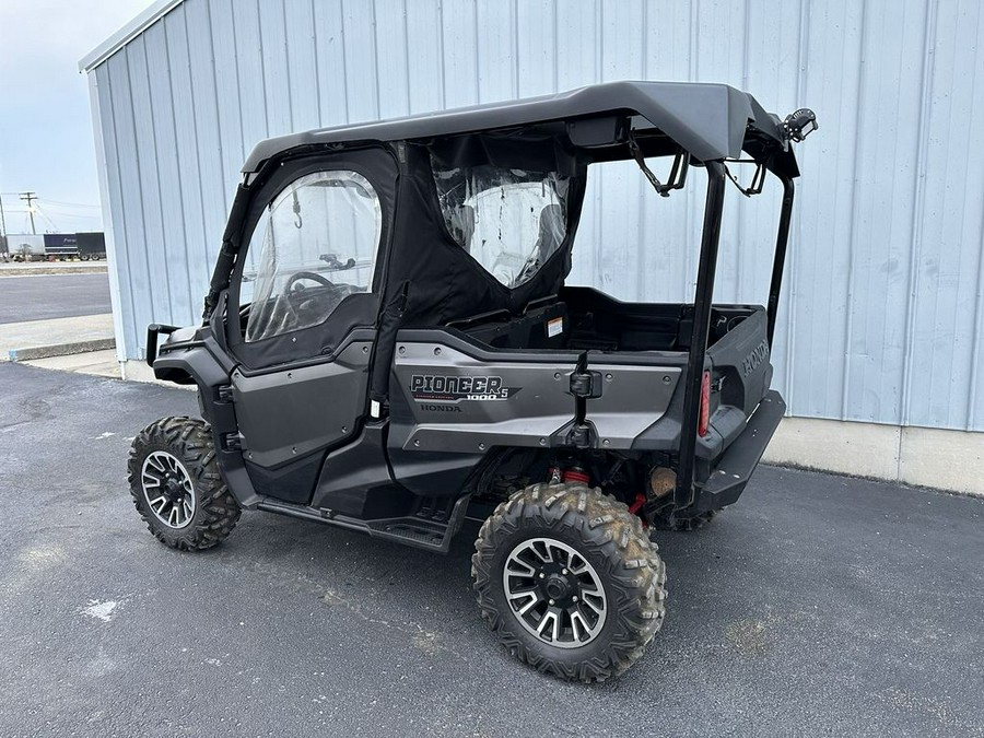 2017 Honda Pioneer 1000-5 LE