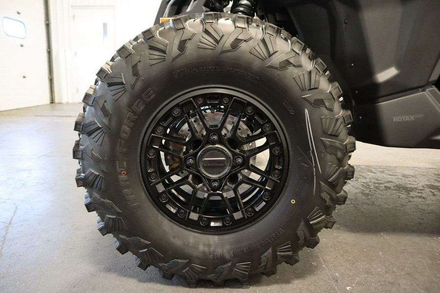 2025 Can-Am® Maverick X3 X rs Turbo RR with Smart-Shox Triple Black