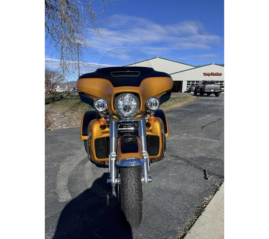 2023 Harley-Davidson® FLHTCUTG - Tri Glide® Ultra