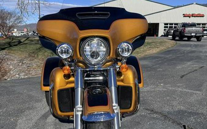 2023 Harley-Davidson® FLHTCUTG - Tri Glide® Ultra