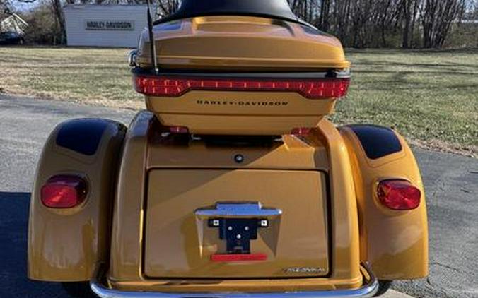 2023 Harley-Davidson® FLHTCUTG - Tri Glide® Ultra