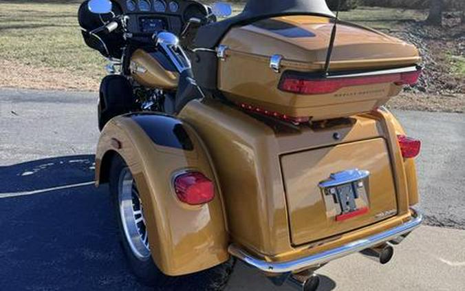 2023 Harley-Davidson® FLHTCUTG - Tri Glide® Ultra