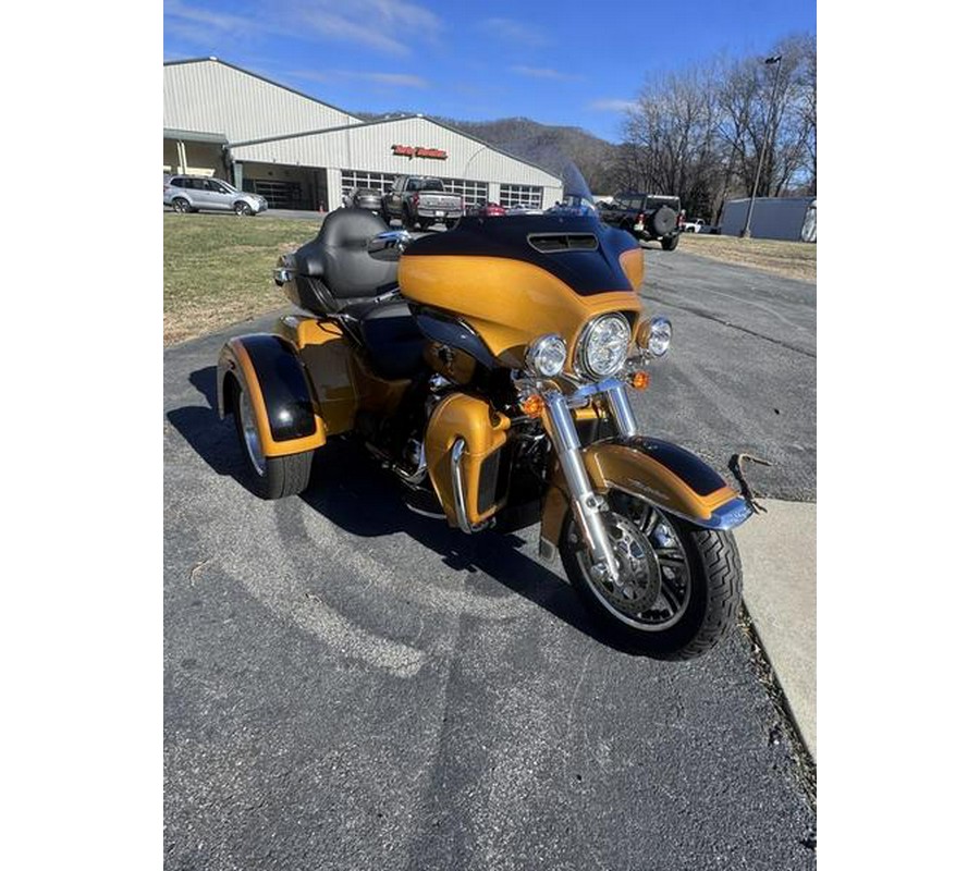 2023 Harley-Davidson® FLHTCUTG - Tri Glide® Ultra