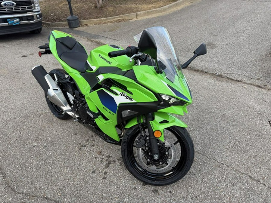 2026 Kawasaki Ninja 500 ABS Metallic Matte Twilight Blue