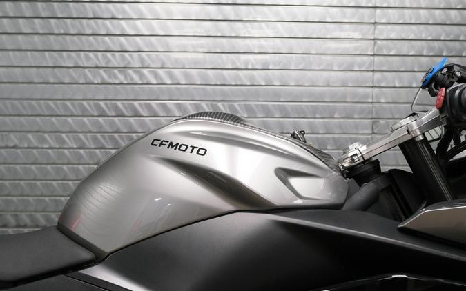 2025 CFMOTO 300SS